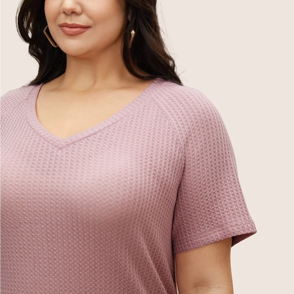 Bloomchic Plain Waffle Knit V Neck T-Shirt - Picture 4 of 7